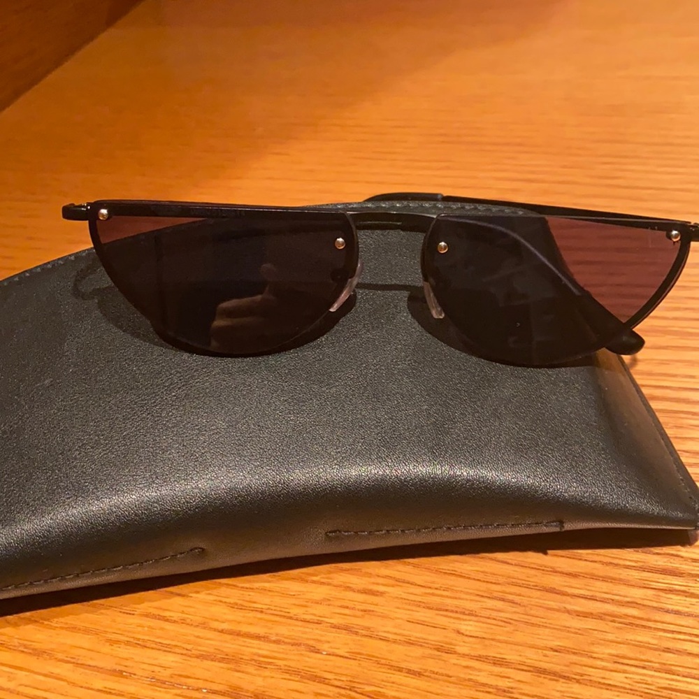 Vera Wang sunglasses